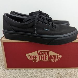 Vans ERA Black/Black (Women 8.5/Men 7.0)